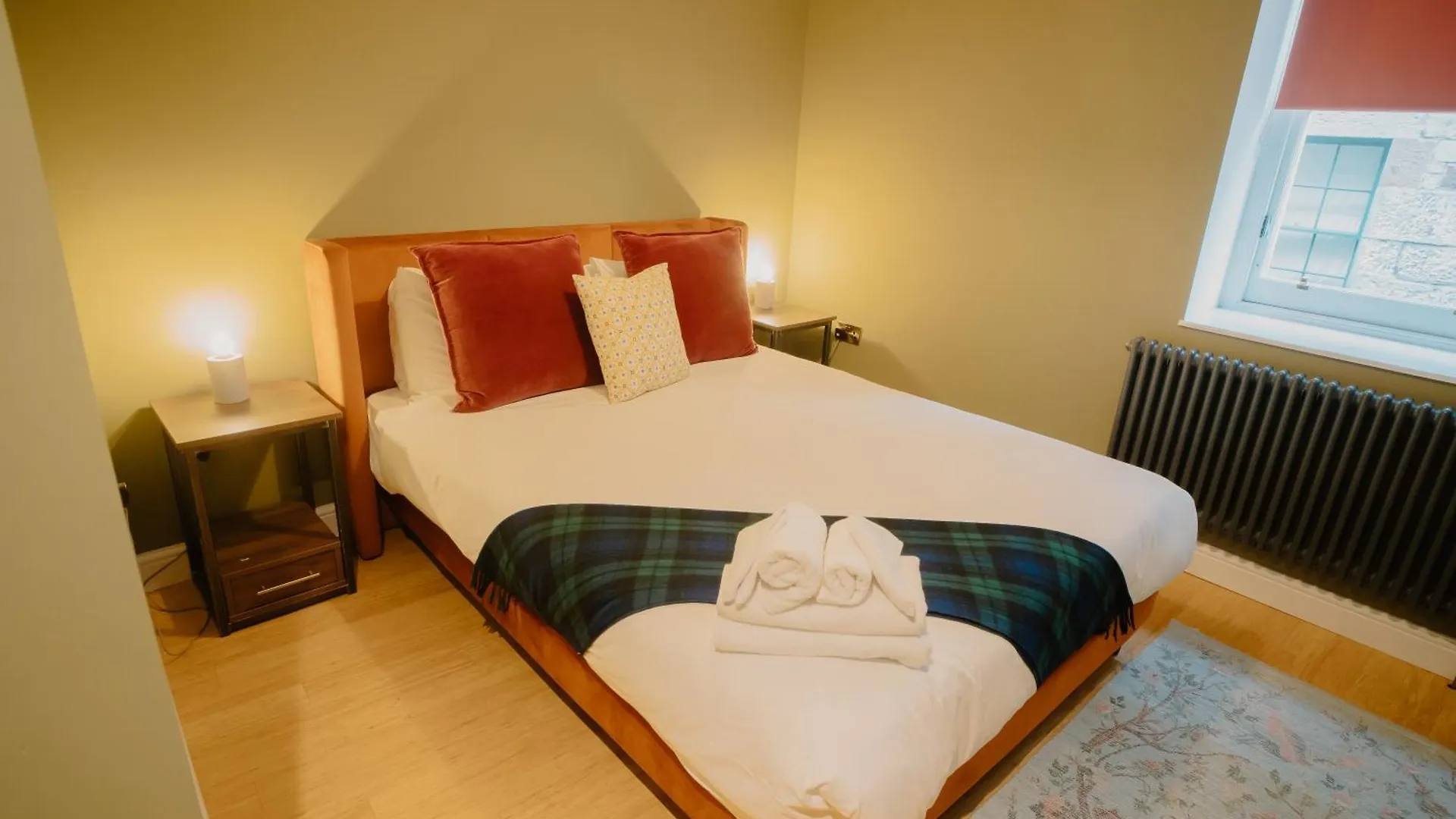 89 The Merchants Luxury Aparthotel By The House Of Danu EDI Storbritannien