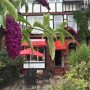 Bed & Breakfast The Fairmile