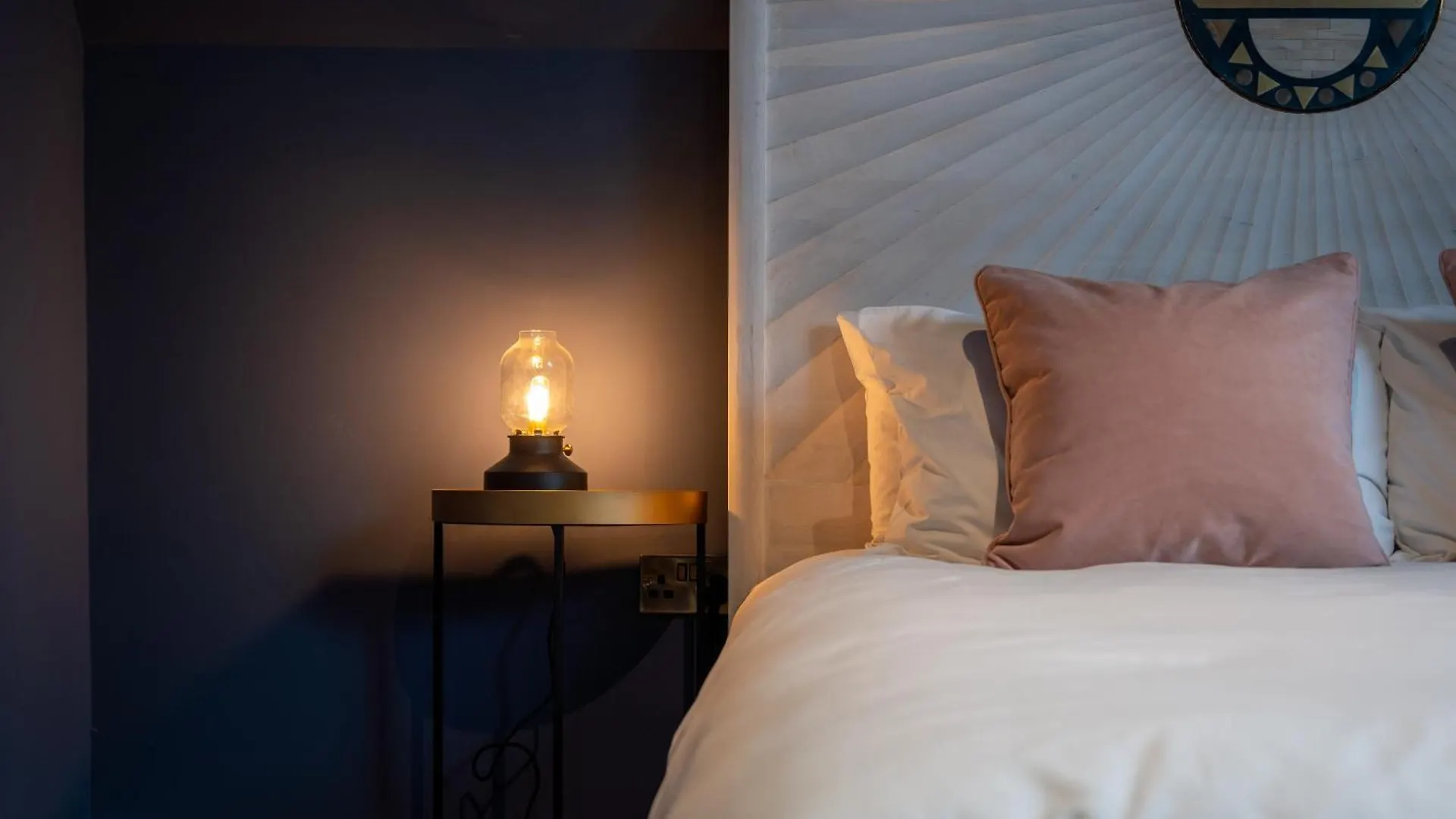 89 The Merchants Luxury Aparthotel By The House Of Danu EDI 4*,