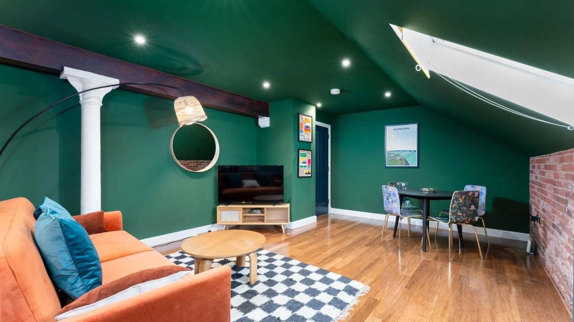 89 The Merchants Luxury Aparthotel By The House Of Danu EDI 4*,